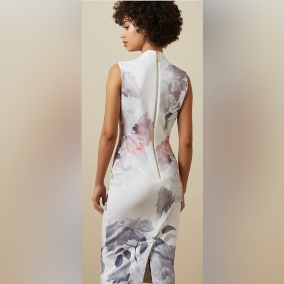 Ted Baker Sleeveless Marah Bouquet Bodycon Photo Realistic Floral Dress - Picture 5 of 9